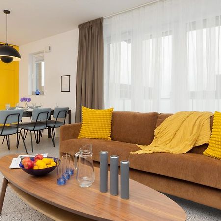 Trendy & Spacious 3-Room Apartament Warsaw Wilanow By Noclegi Renters المظهر الخارجي الصورة