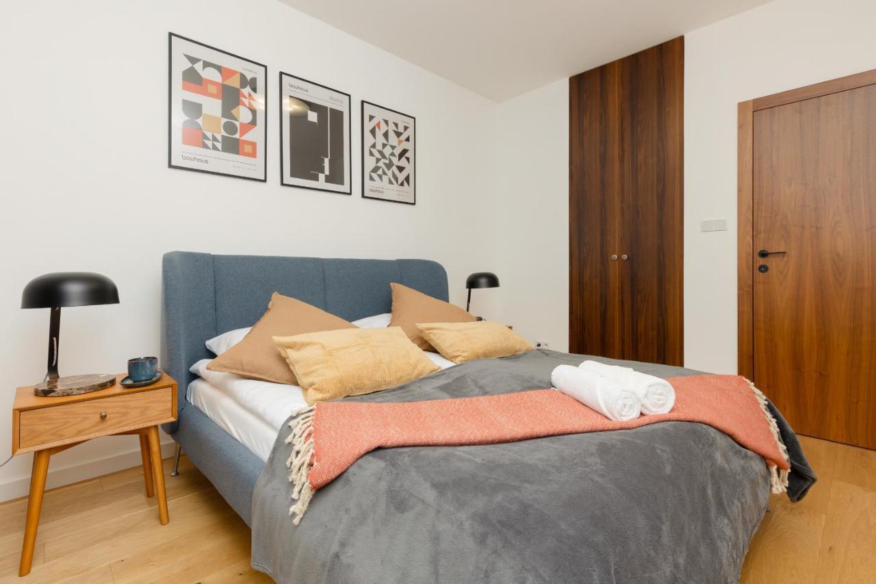 Trendy & Spacious 3-Room Apartament Warsaw Wilanow By Noclegi Renters المظهر الخارجي الصورة