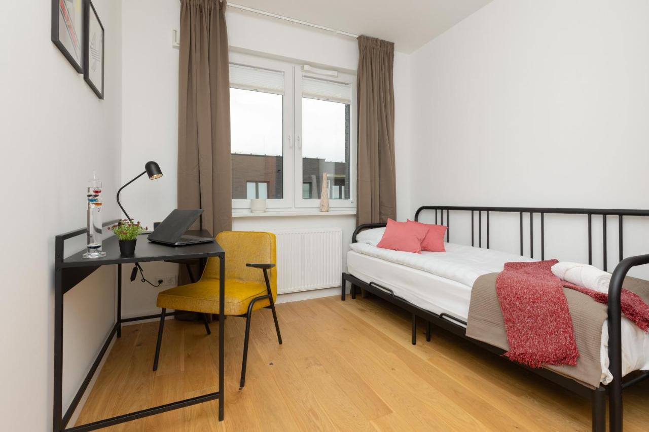 Trendy & Spacious 3-Room Apartament Warsaw Wilanow By Noclegi Renters المظهر الخارجي الصورة